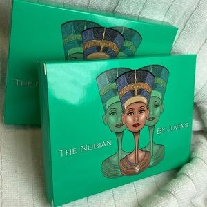 Host pick Juvias PLACE The Nubian by Juvia’s EYESHADOW PALETTE BOUTIQUE SEALED